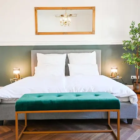 120qm Denkmal In Mit Stuck Und Garten - Beuys - Apartmán *