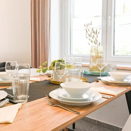 120qm Denkmal In Mit Stuck Und Garten - Beuys - Apartmán *