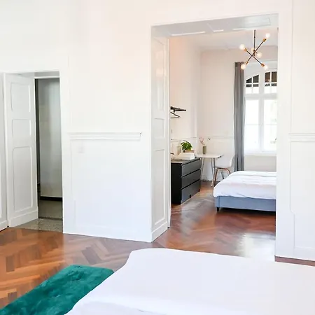 120qm Denkmal In Mit Stuck Und Garten - Beuys - Apartmán *