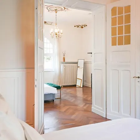 120qm Denkmal In Mit Stuck Und Garten - Beuys -