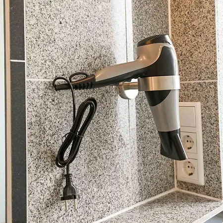 120qm Denkmal In Mit Stuck Und Garten - Beuys - Κρέφελντ