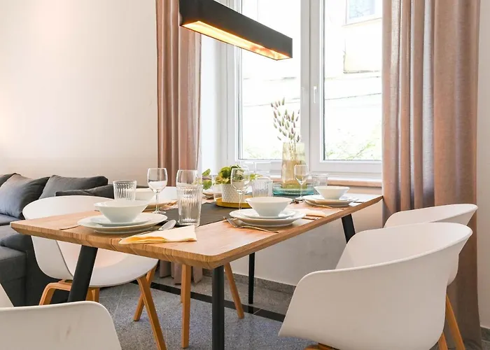 120qm Denkmal In Mit Stuck Und Garten - Beuys -