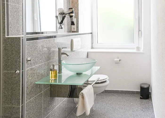 120qm Denkmal In Mit Stuck Und Garten - Beuys - Διαμέρισμα *